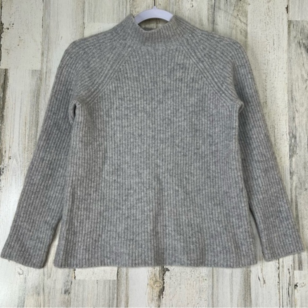 VINCE 100% Cashmere Sweater Womens‎ Size Small Grey